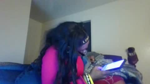 mary mack online show from 28, 10, 2025