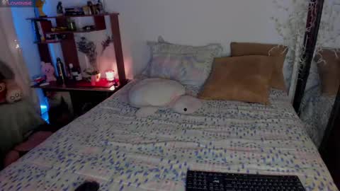 Snapshot of cuteweed420 chatting on 4, 10, 2025 cuteweed420 online show from 4, 10, 2025