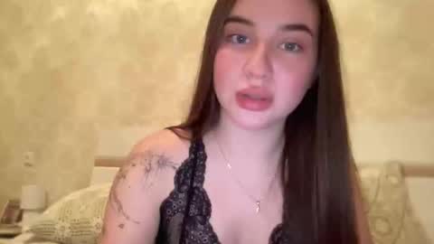 Snapshot of cuteyaji chatting on 10, 10, 2025 CuteAnn online show from 10, 10, 2025
