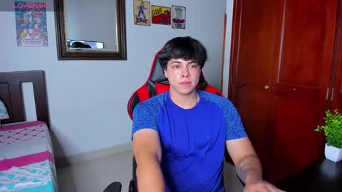 Snapshot of cuteznowyy chatting on 18, 12, 2024 Ask me online show from 18, 12, 2024