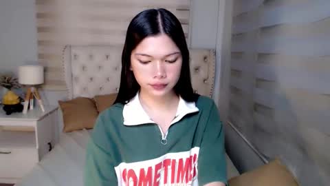 cutie_chinnie online show from 12, 4, 2026