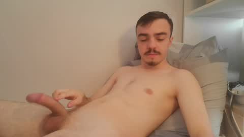 Snapshot of cutie_garlix chatting on 5, 7, 2026 cutie garlix online show from 5, 7, 2026