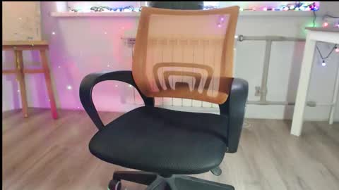 cutie_peach online show from 14, 2, 2026