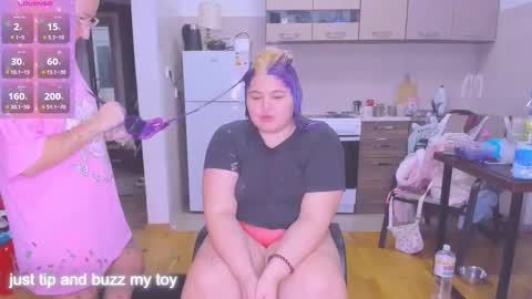 Snapshot of cutielanalova chatting on 17, 10, 2025 cutielanalova online show from 17, 10, 2025