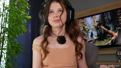 Snapshot of cutierori chatting on 2, 3, 2026 Rori Instagram cutierori online show from 2, 3, 2026