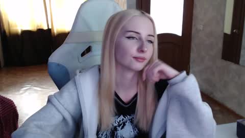 Cutti Crystal online show from 10, 4, 2026