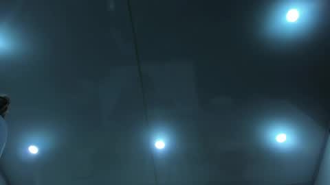 Laura online show from 9, 4, 2026