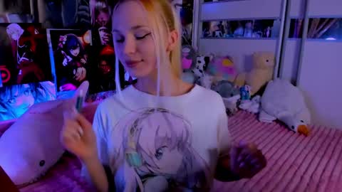 Snapshot of cuttie_ponyy chatting on 30, 4, 2026 Nora online show from 30, 4, 2026