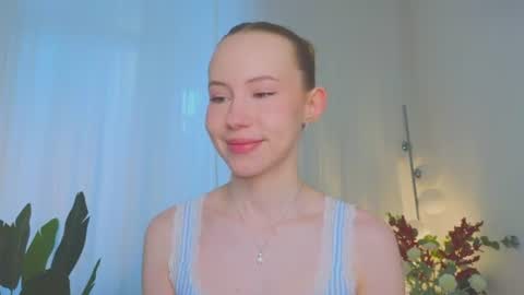 Snapshot of cuute_angell chatting on 8, 7, 2026 Virginia See you on Sunday online show from 8, 7, 2026