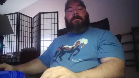 Snapshot of cwbyga chatting on 25, 5, 2026 Bubba Bull online show from 25, 5, 2026