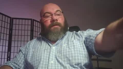 Snapshot of cwbyga chatting on 4, 6, 2026 Bubba Bull online show from 4, 6, 2026