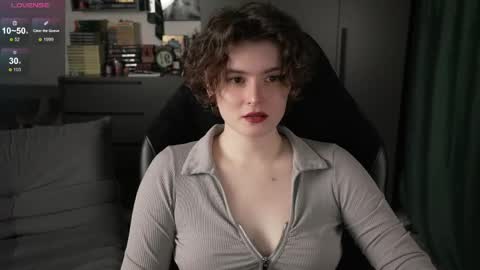 Helen Blossom online show from 16, 4, 2026