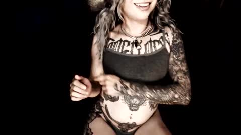 Snapshot of cybertrouble_ chatting on 30, 5, 2026 Nikki online show from 30, 5, 2026