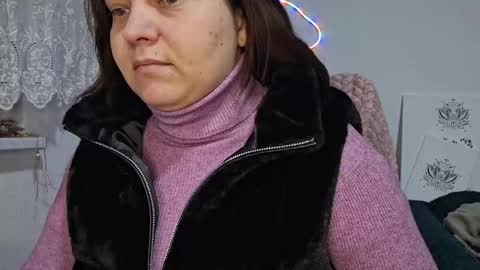 Cyndee Winter online show from 2, 2, 2026