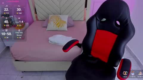 C Y N T H I A  online show from 15, 10, 2025