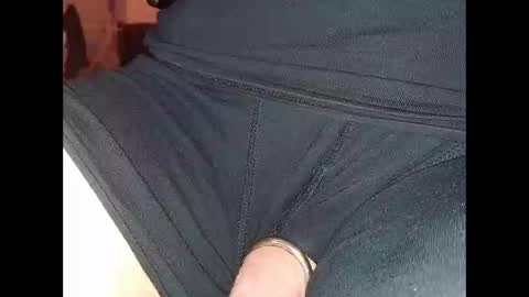 cyrilhot11200 online show from 10, 1, 2025