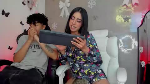 cyrusandgrase online show from 2, 12, 2025