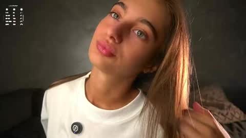 Snapshot of czamabech chatting on 14, 5, 2026 Isabella online show from 14, 5, 2026