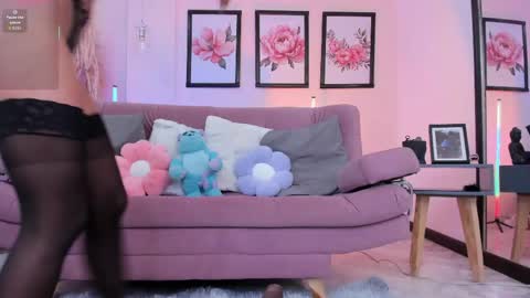 Daniela  online show from 5, 6, 2026