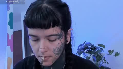 Darlene online show from 11, 3, 2025