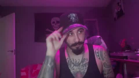 Snapshot of dabirdfree chatting on 10, 3, 2026 Destroyer online show from 10, 3, 2026