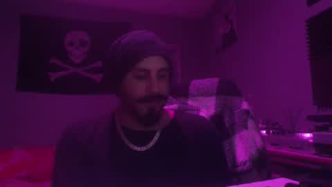 Snapshot of dabirdfree chatting on 8, 4, 2026 Destroyer online show from 8, 4, 2026