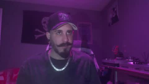 Snapshot of dabirdfree chatting on 12, 4, 2026 Destroyer online show from 12, 4, 2026