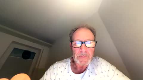 Snapshot of dachdecker7269559338 chatting on 21, 7, 2026 Dachdecker online show from 21, 7, 2026