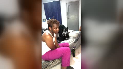 Snapshot of dad_tothesehoes chatting on 16, 2, 2026 dad_tothesehoes online show from 16, 2, 2026