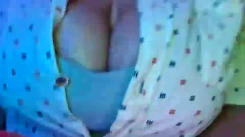 Daddett iS Wett online show from 8, 2, 2025