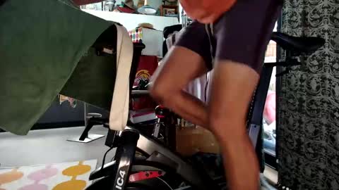 Snapshot of daddycache chatting on 20, 4, 2026 bas online show from 20, 4, 2026