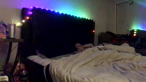 Daddy online show from 5, 1, 2025