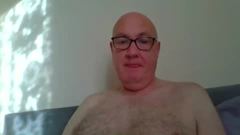 daddyhere4uall6 online show from 27, 10, 2025