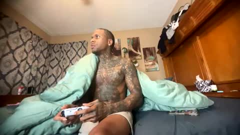 Snapshot of daddyjanimal chatting on 1, 6, 2026 sexy tatted king bbc online show from 1, 6, 2026