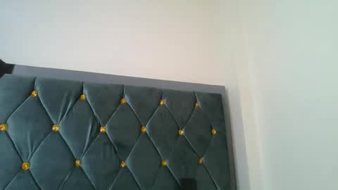 Daddys love online show from 15, 4, 2026