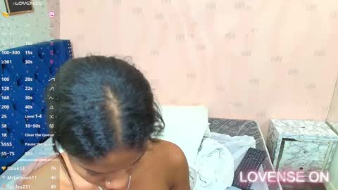 Snapshot of daddysneakinme chatting on 13, 1, 2025 Anny online show from 13, 1, 2025