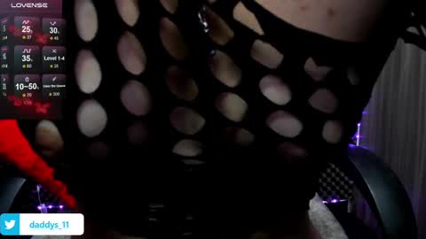 Snapshot of daddyspetite_ chatting on 11, 3, 2025 Lili online show from 11, 3, 2025