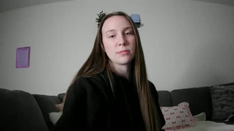 Snapshot of daddysssgoodgirl chatting on 26, 4, 2026 daddys good girl online show from 26, 4, 2026