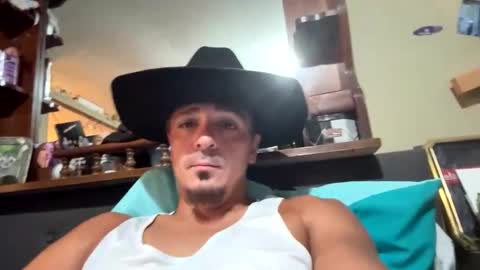 Snapshot of daddyvibes7 chatting on 6, 10, 2025 daddyvibes7 online show from 6, 10, 2025