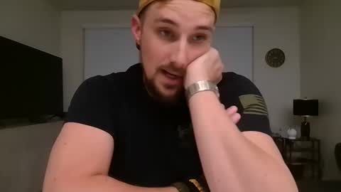 Snapshot of dadgoeswild chatting on 7, 3, 2025 DadGoesWild online show from 7, 3, 2025