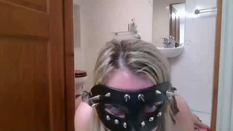 Dadys and his Cum Nurse online show from 31, 7, 2026