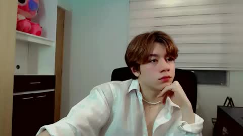 Snapshot of dae_lune chatting on 20, 2, 2026 dae_lune online show from 20, 2, 2026