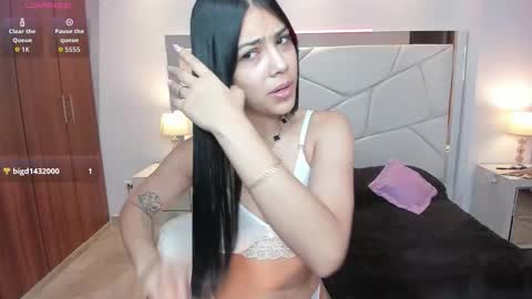 Snapshot of dafne_hills chatting on 28, 11, 2025 Dafne online show from 28, 11, 2025