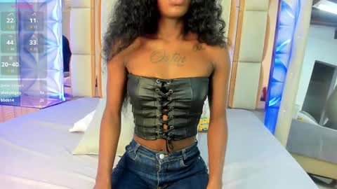 Dafnee online show from 21, 9, 2025