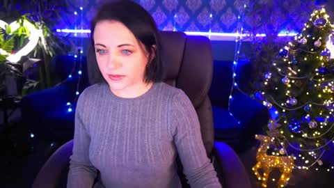 Snapshot of dafni_mon chatting on 13, 12, 2024 Dafni Mon online show from 13, 12, 2024