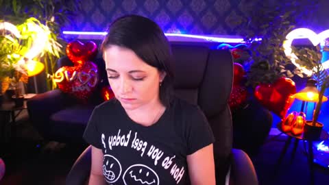 Snapshot of dafni_mon chatting on 6, 2, 2025 Dafni Mon online show from 6, 2, 2025