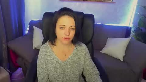 Snapshot of dafni_mon chatting on 7, 3, 2025 Dafni Mon online show from 7, 3, 2025