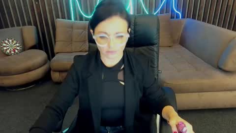 Snapshot of dafni_mon chatting on 21, 9, 2025 Dafni Mon online show from 21, 9, 2025