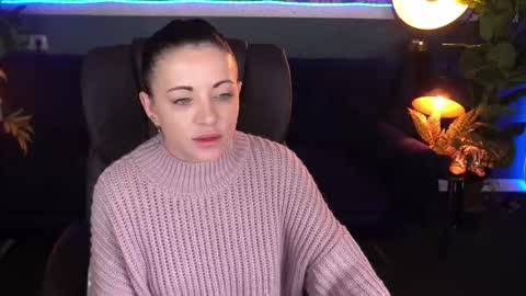 Dafni Mon online show from 19, 11, 2025