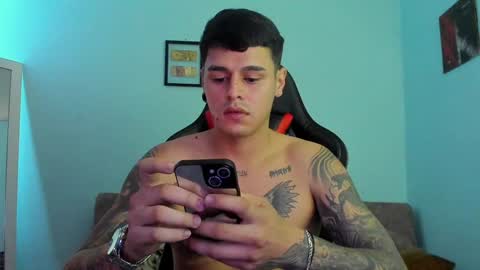 Snapshot of dage_19 chatting on 13, 12, 2024 my name is Jhon and I live in colombia online show from 13, 12, 2024